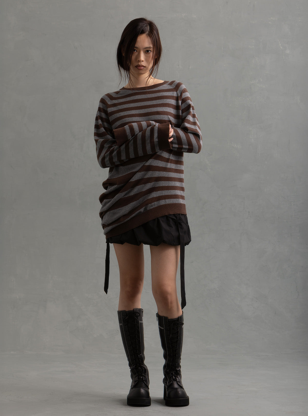Voor Sweater - UNIF Essential