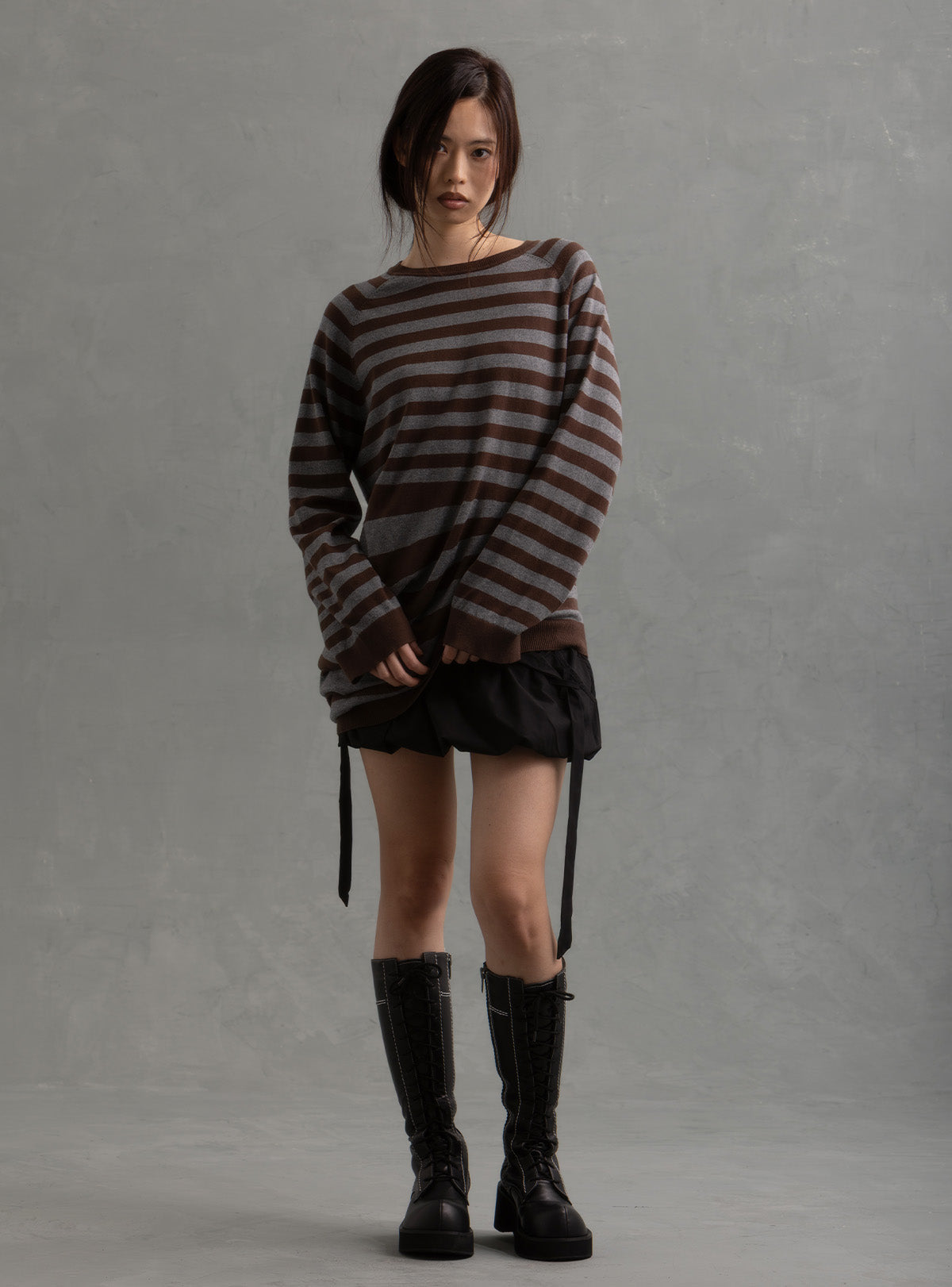 Voor Sweater - UNIF Essential