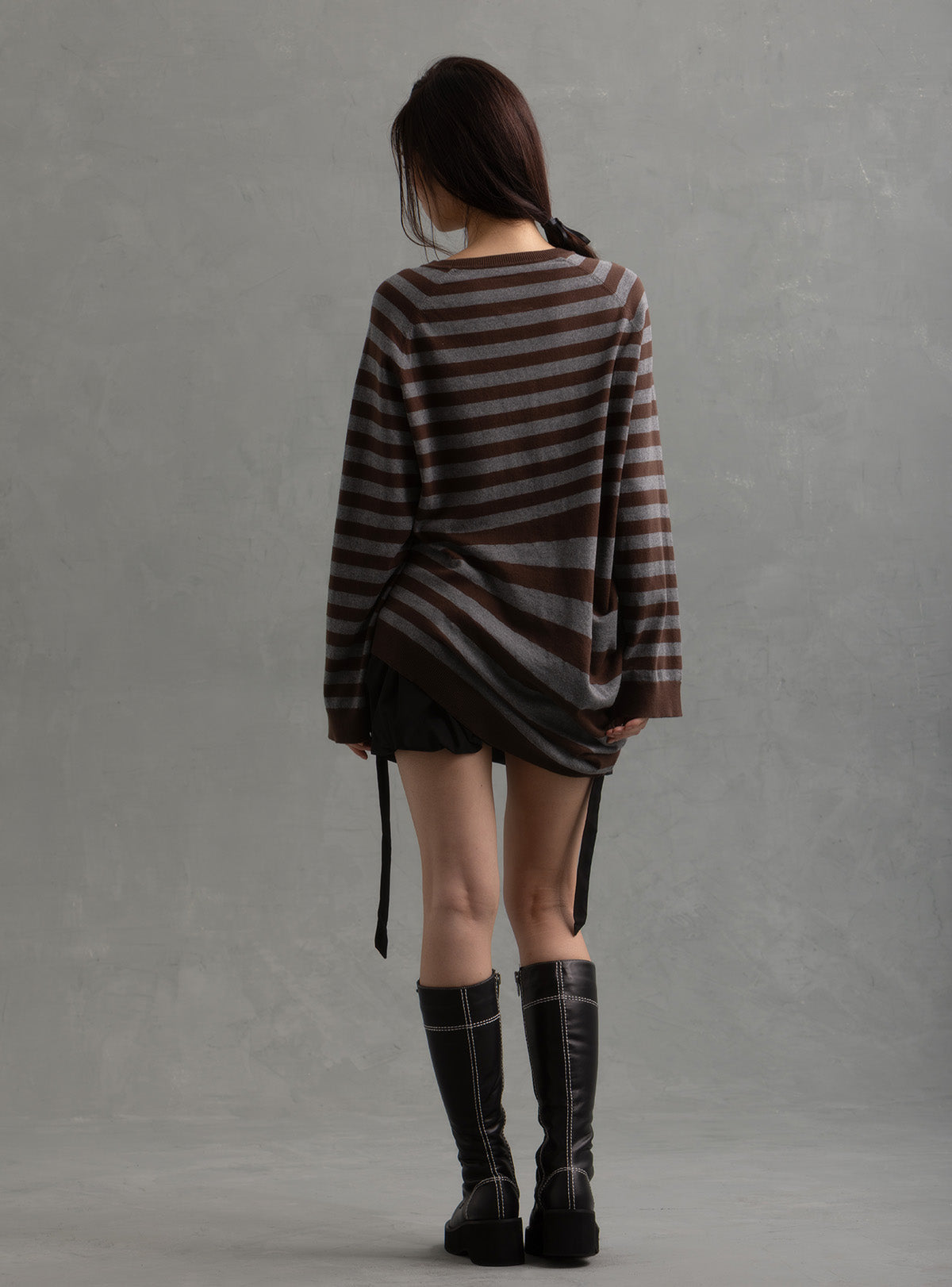 Voor Sweater - UNIF Essential