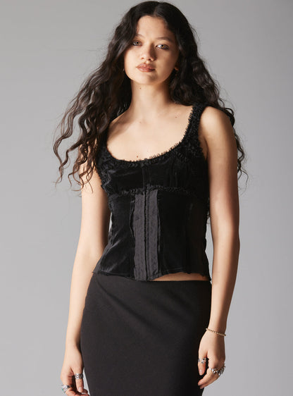 Lili Top - UNIF New