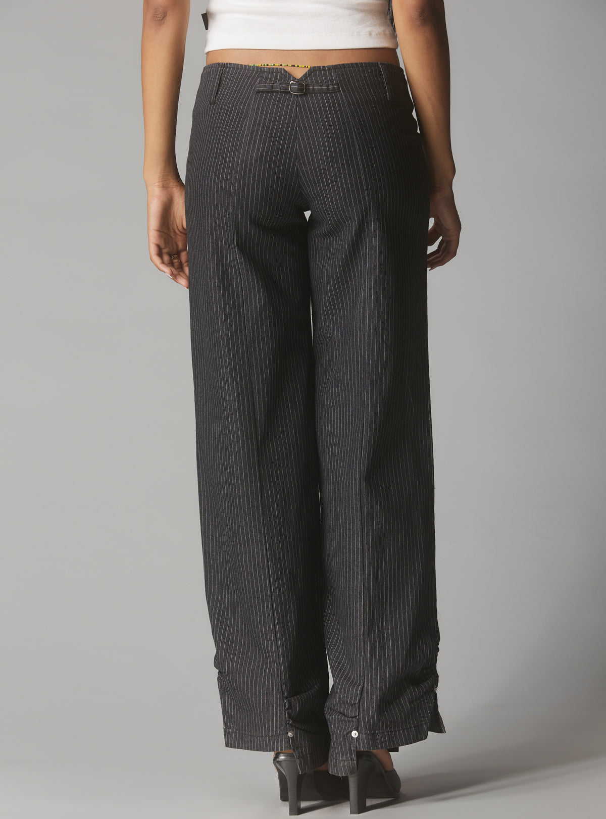 Des Pant - UNIF Value