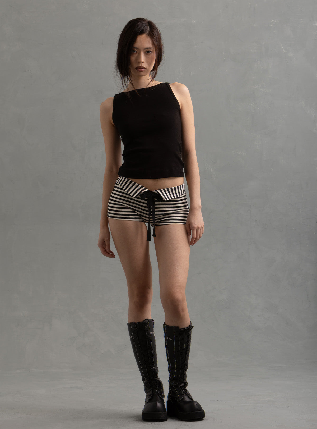 Fang Shorts - UNIF Classic