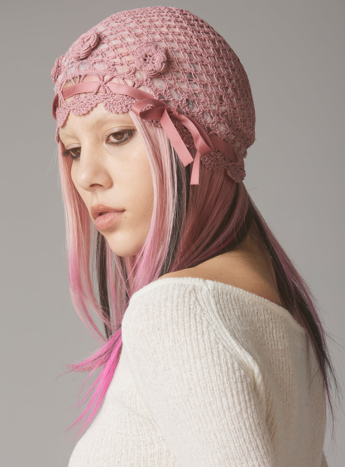 Eine Hat - UNIF Smart Buy
