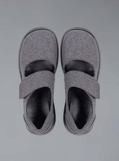 Felt Platform Sandal In Grey - UNIF Classic