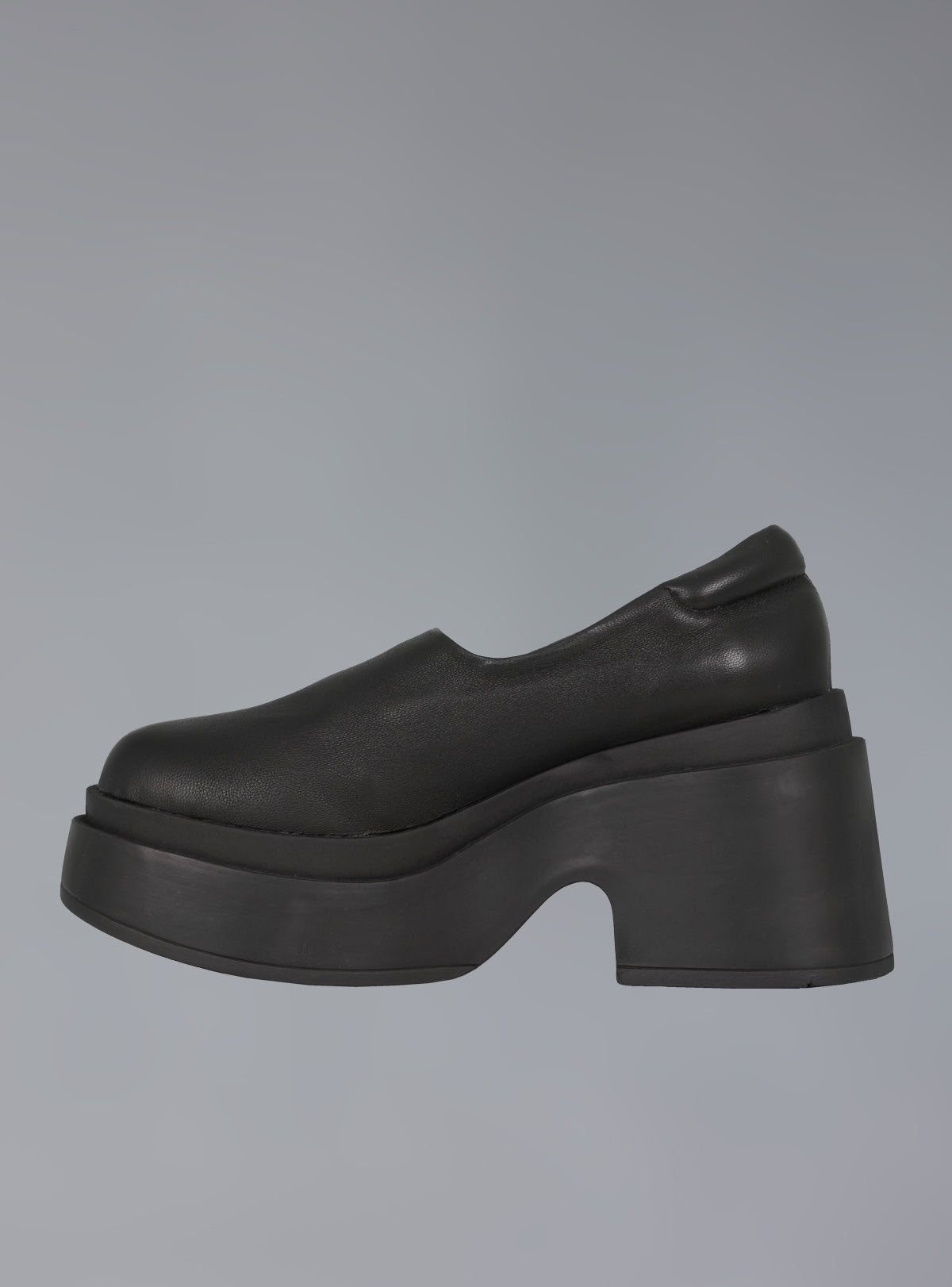 Platform Slip On Shoes in 90s Style - UNIF Great Value