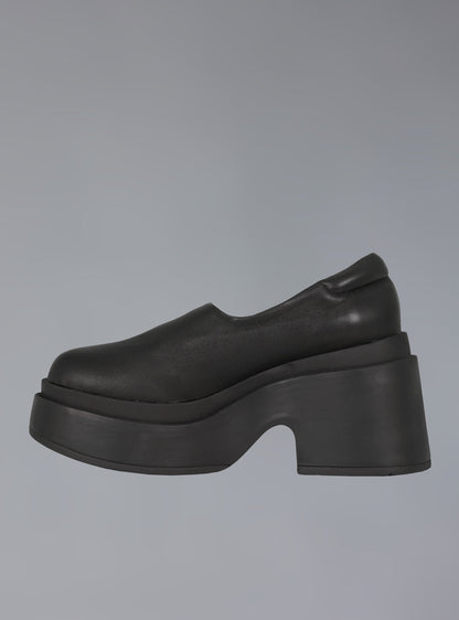 Platform Slip On Shoes in 90s Style - UNIF Great Value