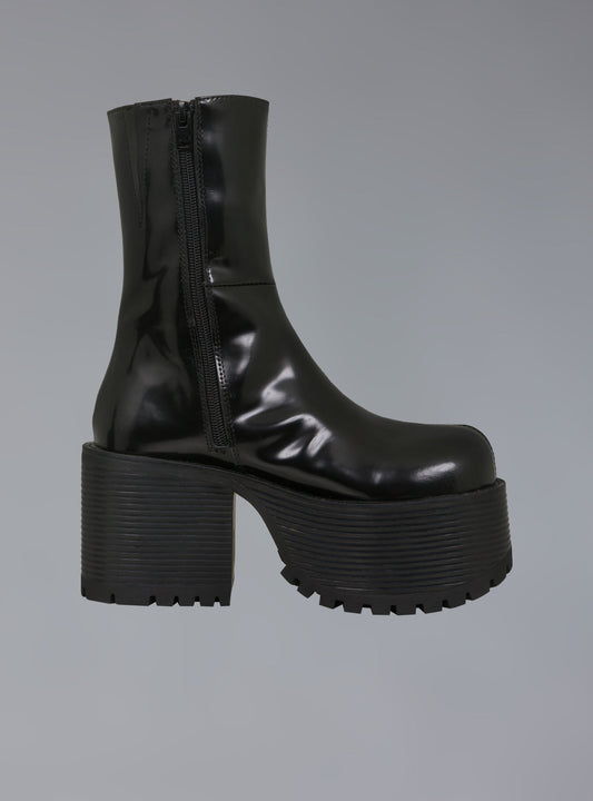Slug Boot - UNIF New