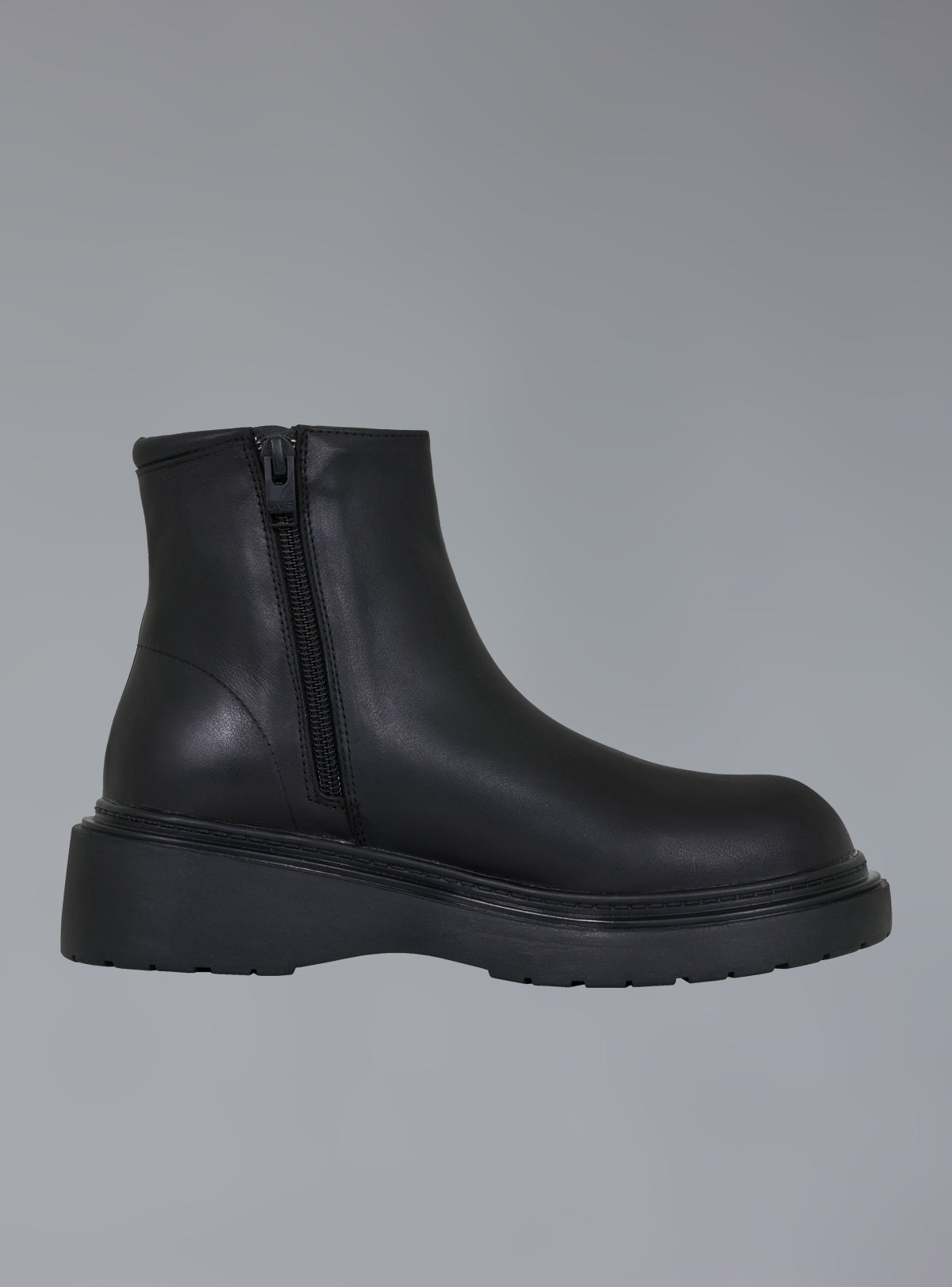 Zip-Up Leather Ankle Boot - UNIF Recommended