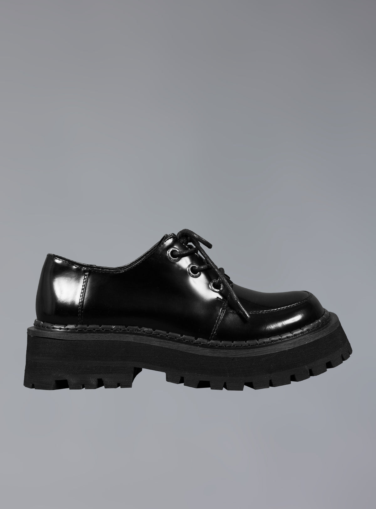 Collins Shoe - UNIF Trending