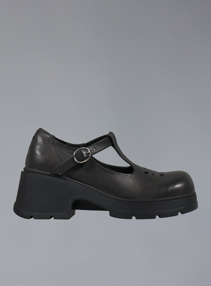 Comma Shoe - UNIF Top Pick