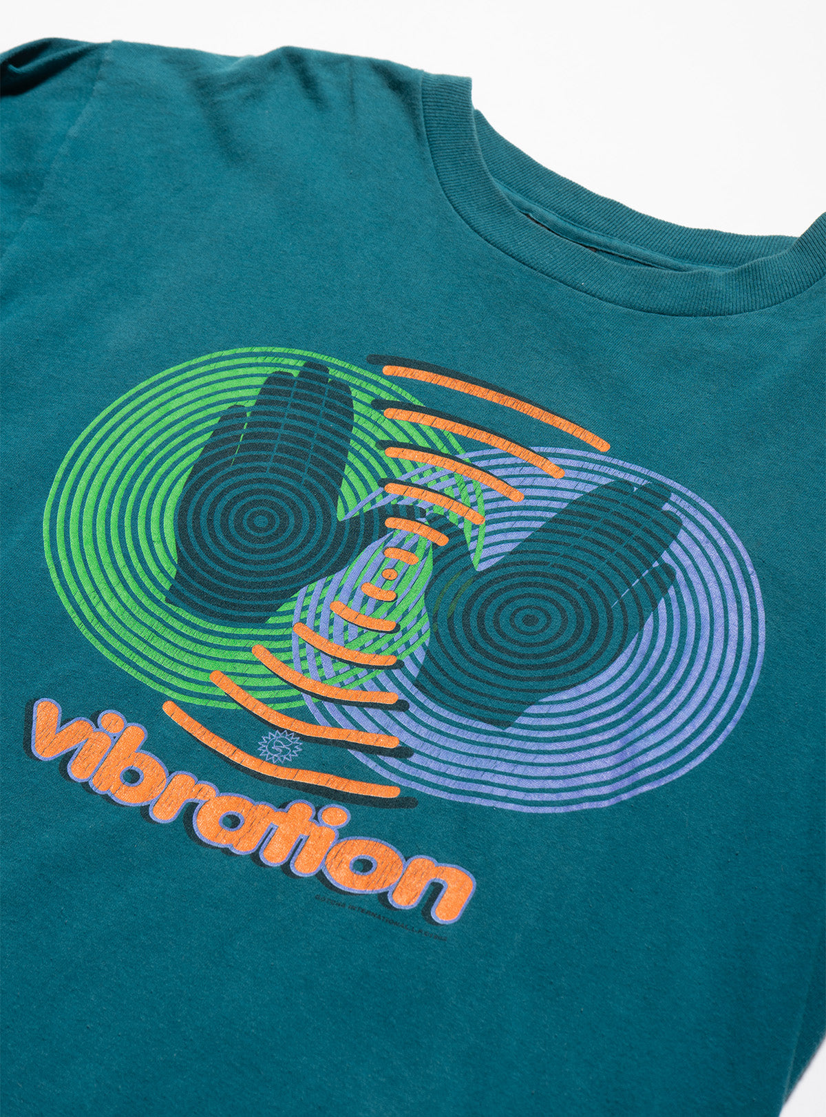 Vintage Gotcha Vibration Long Sleeve Tee - UNIF Premium