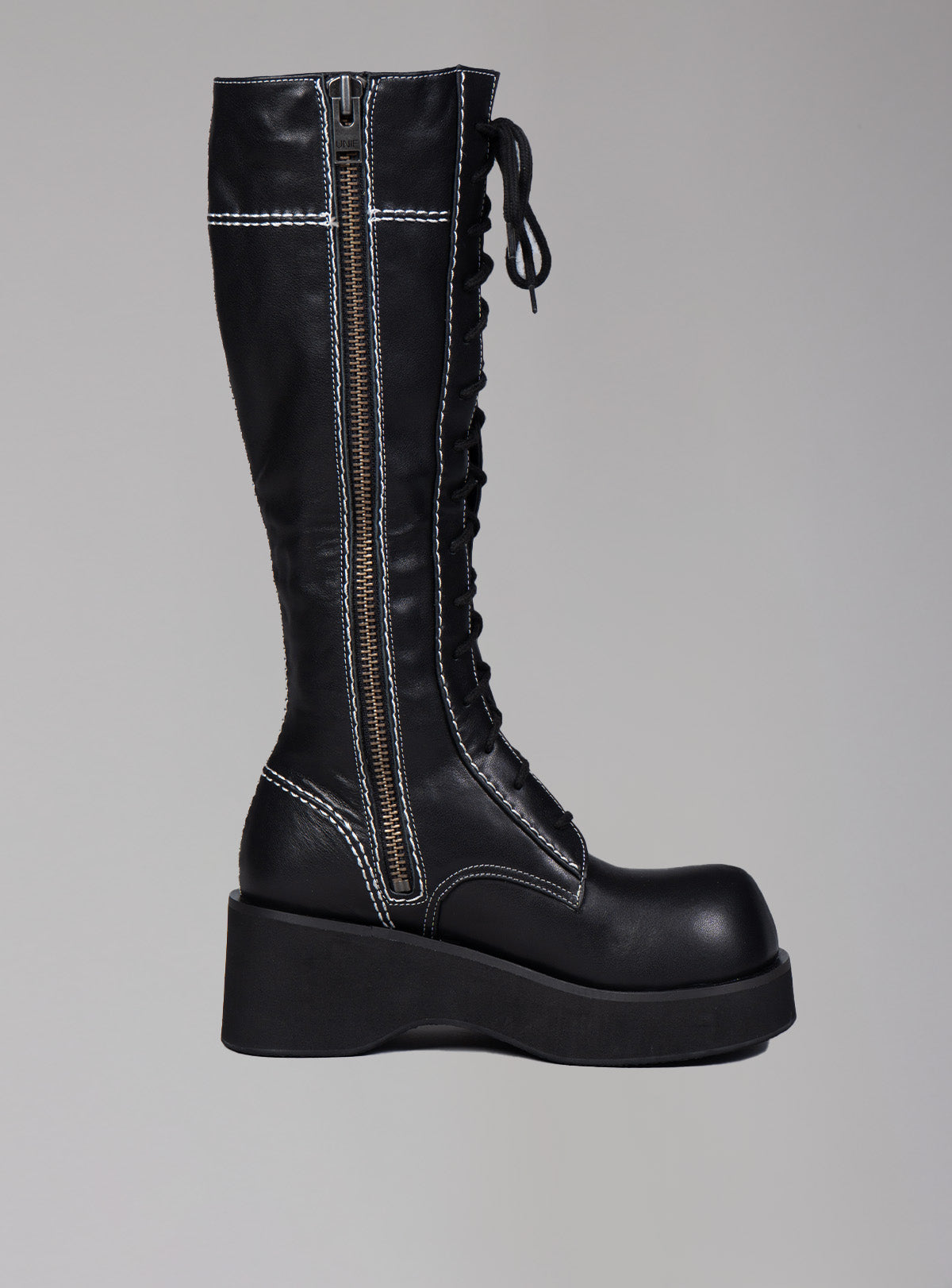 Phalt Boot - UNIF Trending