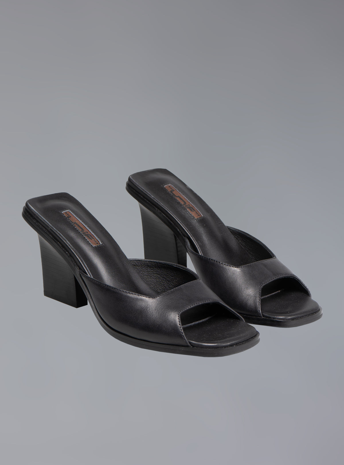 Snark Heel - UNIF Essential