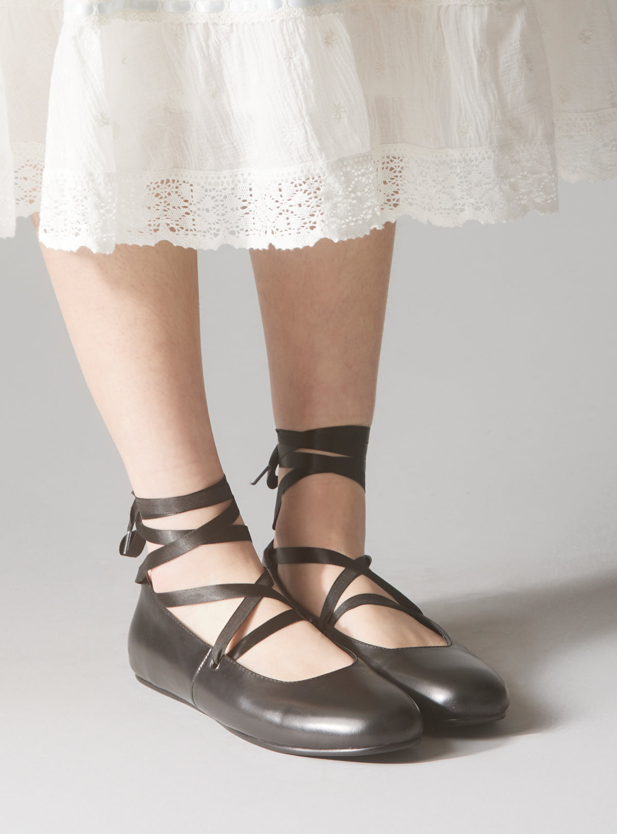 Pavlova Flats - UNIF Customer Favorite